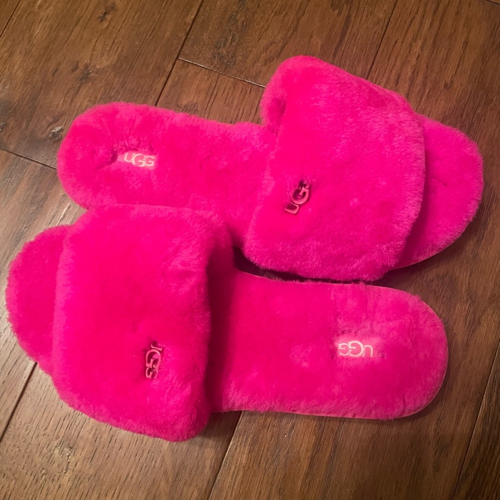 UGG Cozette Open Toe Fluffy Pink Slippers